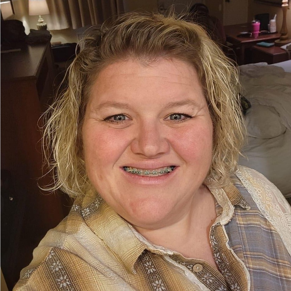 Meet your Posher, Ambrae